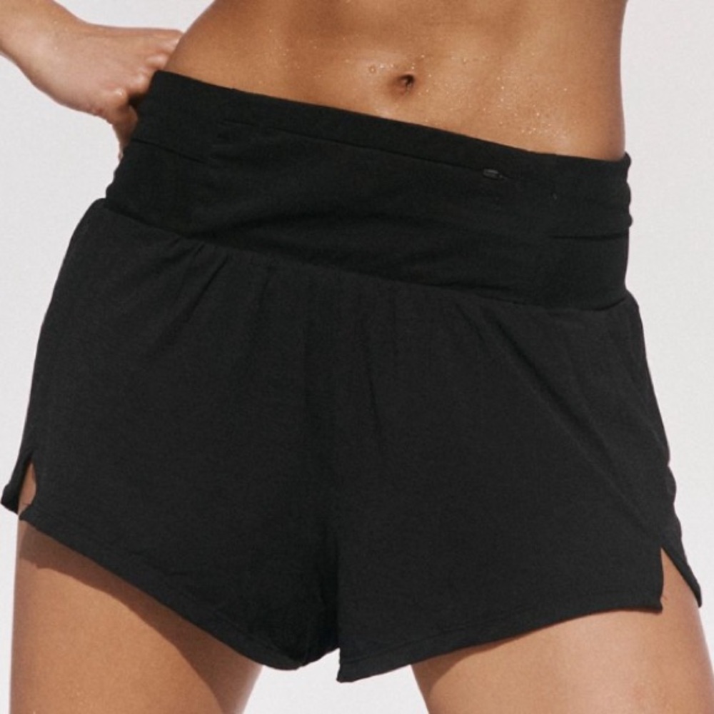 black free people tempo light as air run shorts